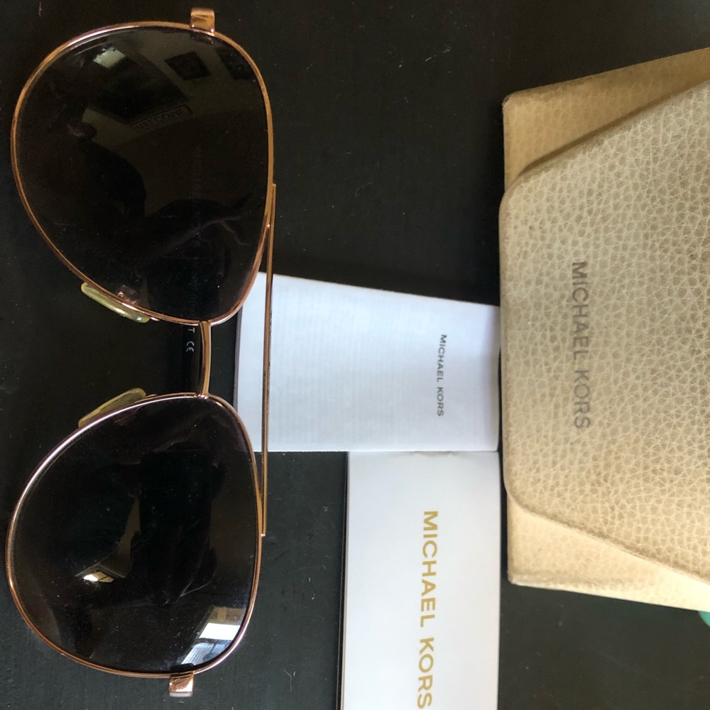 Michael Kors rose gold and black glasses - Picture 5 of 5